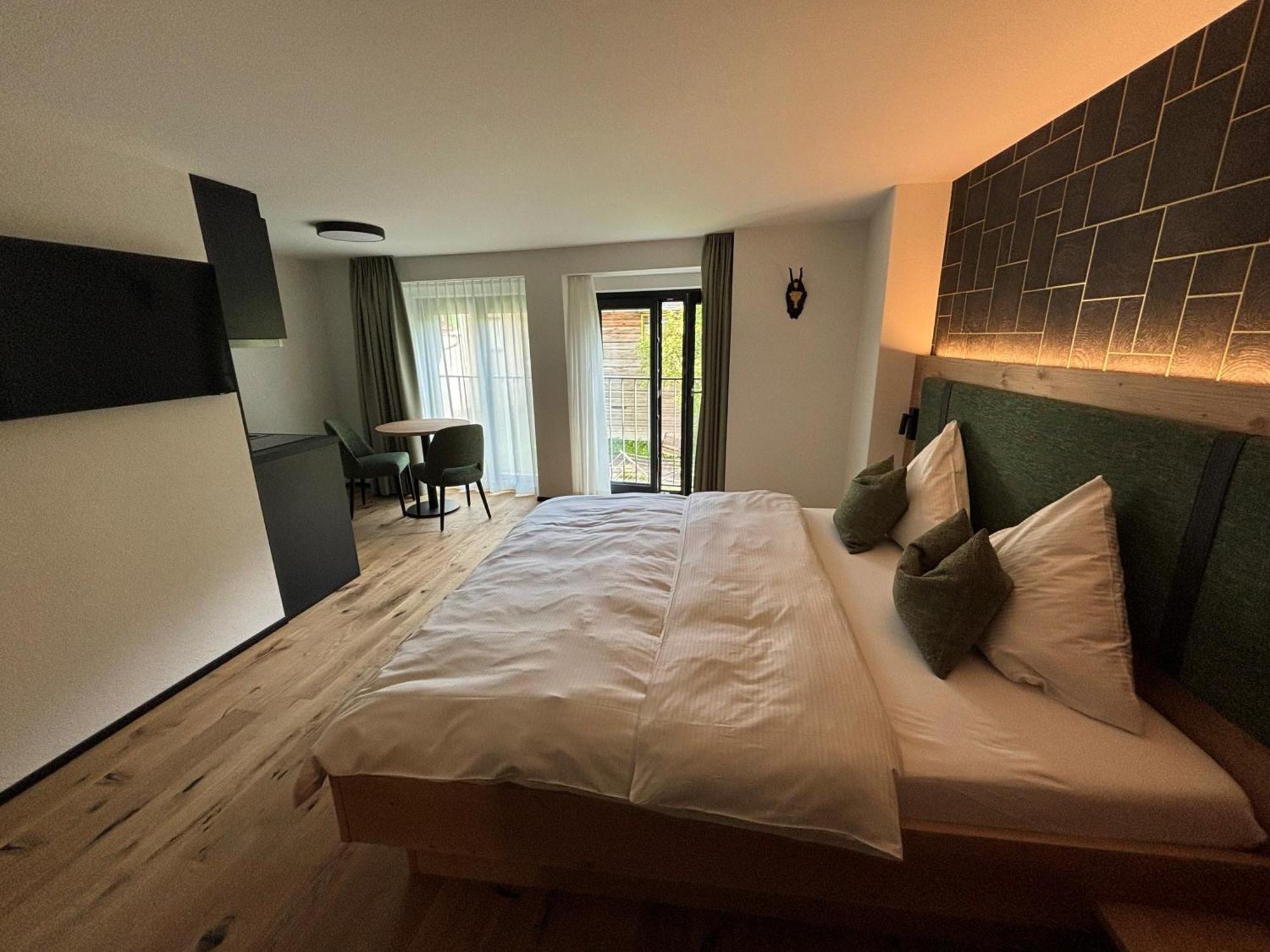 Appart Hotel Pitschonia Self Check-In Andeer Exteriör bild